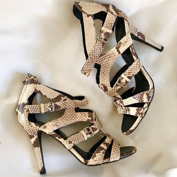 Guíseppe Zanetti snake print leather heels